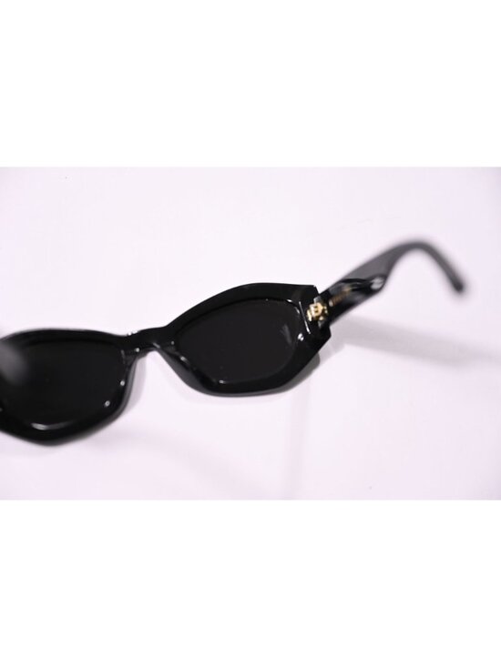 Dior DiorSignature B1U Butterfly Sunglasses in Black main image 4